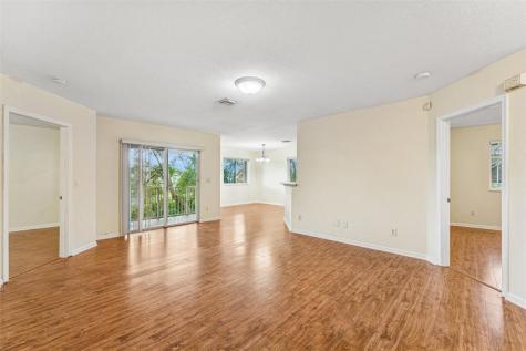 8466 NW 40th Street Coral Springs FL 33065