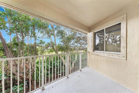 8466 NW 40th Street Coral Springs FL 33065