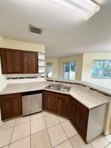 8466 NW 40th Street Coral Springs FL 33065