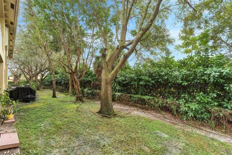 8466 NW 40th Street Coral Springs FL 33065