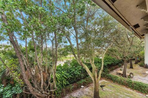 8466 NW 40th Street Coral Springs FL 33065