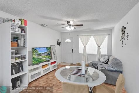 4240 NW 21st Avenue Oakland Park FL 33309
