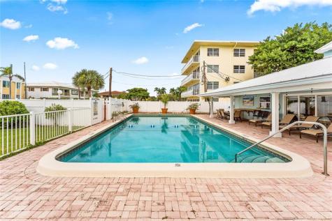 2758 NE 30th Avenue Lighthouse Point FL 33064
