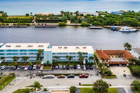 2758 NE 30th Avenue Lighthouse Point FL 33064