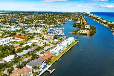 2758 NE 30th Avenue Lighthouse Point FL 33064