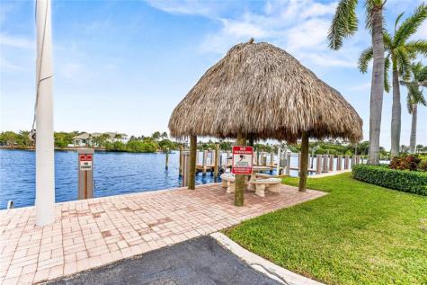 2758 NE 30th Avenue Lighthouse Point FL 33064