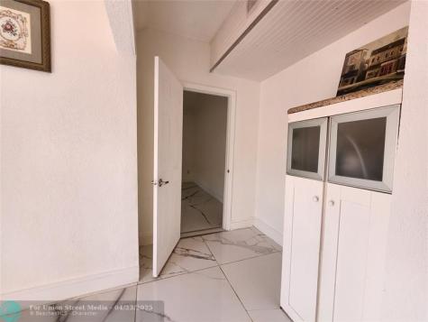 1570 NE 159th Street North Miami Beach FL 33162