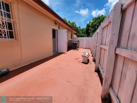 1570 NE 159th Street North Miami Beach FL 33162
