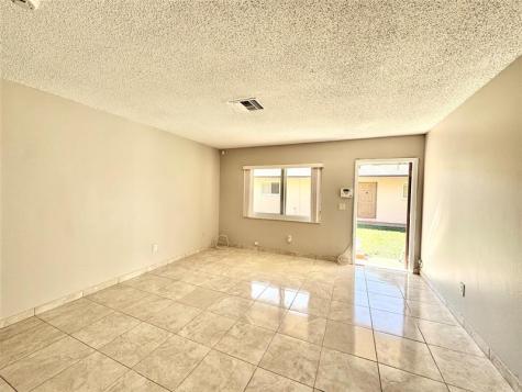 6133 Buchanan Street Hollywood FL 33024