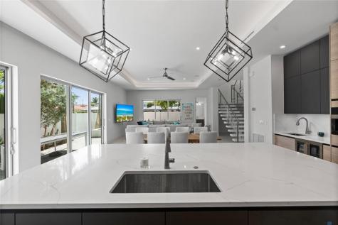 221 Shore Court Lauderdale By The Sea FL 33308
