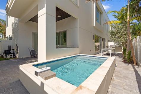 221 Shore Court Lauderdale By The Sea FL 33308