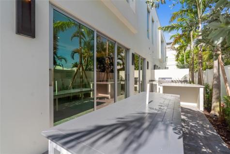 221 Shore Court Lauderdale By The Sea FL 33308
