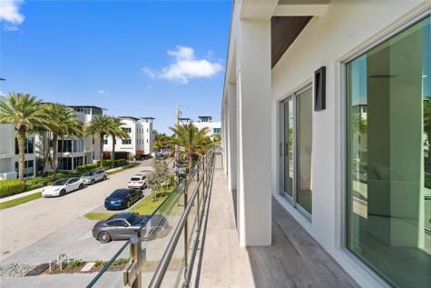 221 Shore Court Lauderdale By The Sea FL 33308