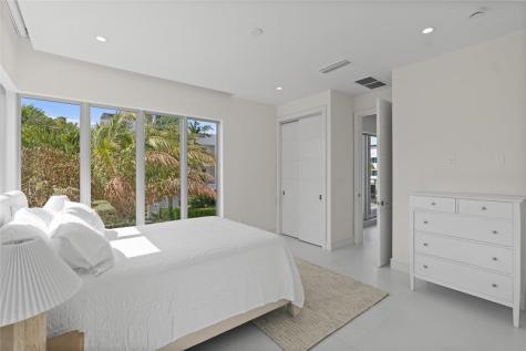 221 Shore Court Lauderdale By The Sea FL 33308