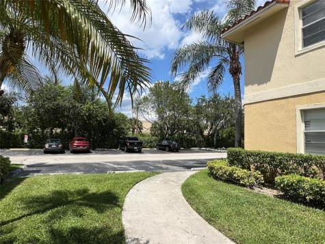 1241 SW 46th Avenue Pompano Beach FL 33069
