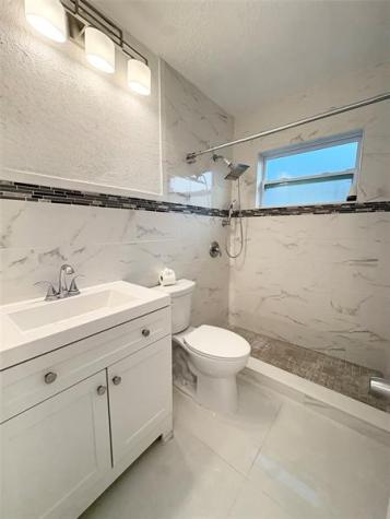 5719 NW 86th Avenue Tamarac FL 33321
