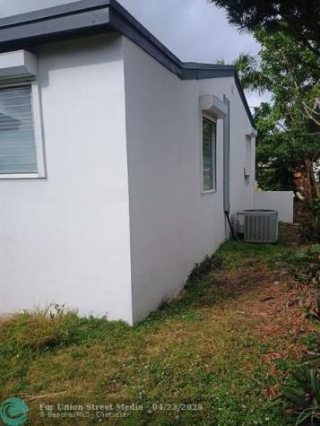 3234 Garfield Street Hollywood FL 33021
