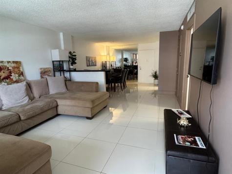 305 N Pompano Beach Boulevard Pompano Beach FL 33062