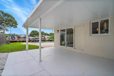 4710 SW 43rd Avenue Dania Beach FL 33314
