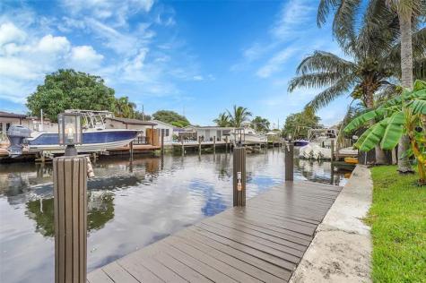 4710 SW 43rd Avenue Dania Beach FL 33314