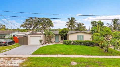 4710 SW 43rd Avenue Dania Beach FL 33314