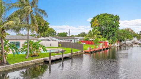 4710 SW 43rd Avenue Dania Beach FL 33314