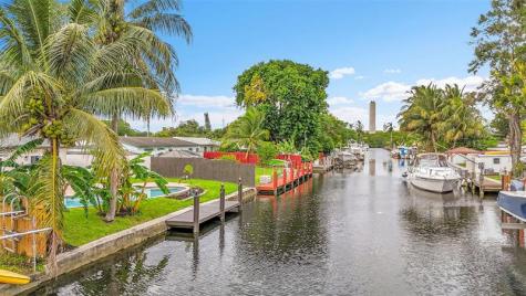 4710 SW 43rd Avenue Dania Beach FL 33314