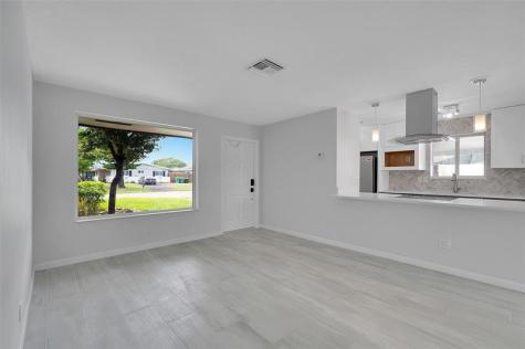4710 SW 43rd Avenue Dania Beach FL 33314