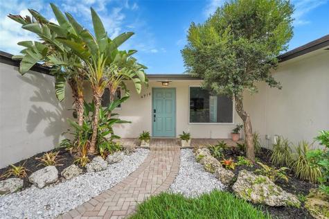 4710 SW 43rd Avenue Dania Beach FL 33314