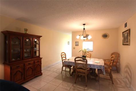 3201 Portofino Point Coconut Creek FL 33066