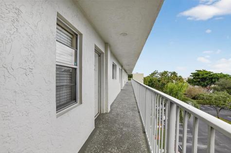 2236 N Cypress Bend Drive Pompano Beach FL 33069