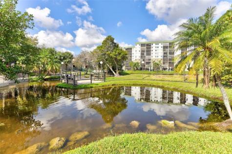 2236 N Cypress Bend Drive Pompano Beach FL 33069