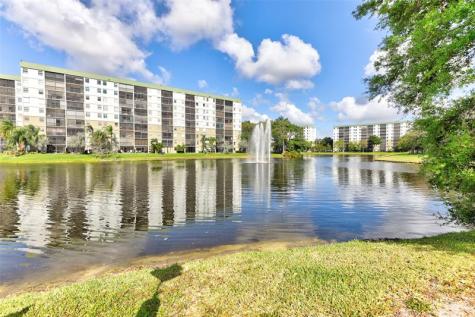 2236 N Cypress Bend Drive Pompano Beach FL 33069