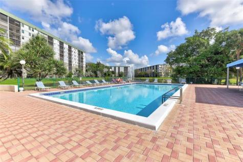 2236 N Cypress Bend Drive Pompano Beach FL 33069