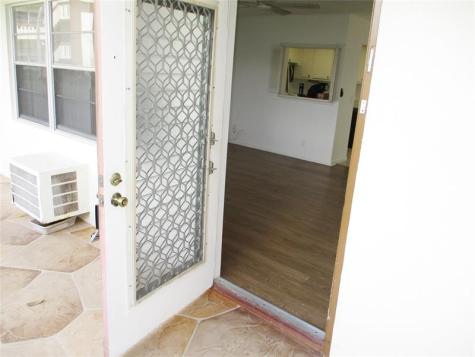 513 Mansfield M Boca Raton FL 33434