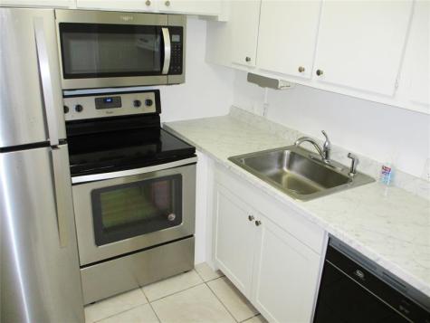 513 Mansfield M Boca Raton FL 33434