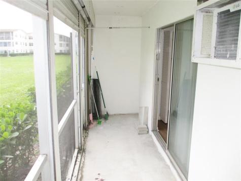 513 Mansfield M Boca Raton FL 33434