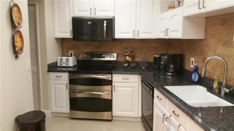 625 Oaks Drive Pompano Beach FL 33069