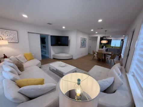 800 SE 11th Court Fort Lauderdale FL 33316