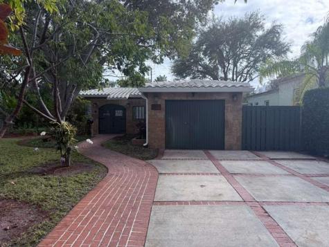 800 SE 11th Court Fort Lauderdale FL 33316