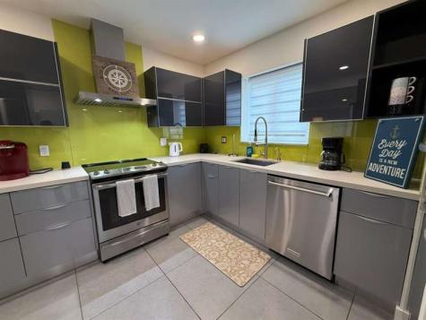 800 SE 11th Court Fort Lauderdale FL 33316