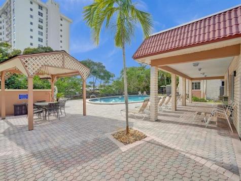 12 NE 19th Court Wilton Manors FL 33305