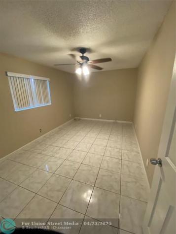 5709 NW 27th Court Fort Lauderdale FL 33313