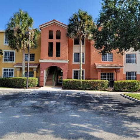 6768 Heritage Grande Boynton Beach FL 33437