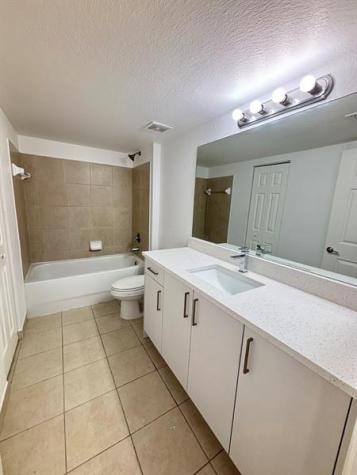6768 Heritage Grande Boynton Beach FL 33437