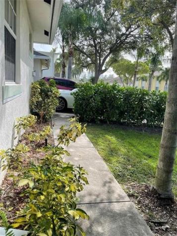 713 NE 4th Street Hallandale Beach FL 33009