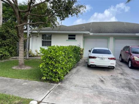 713 NE 4th Street Hallandale Beach FL 33009