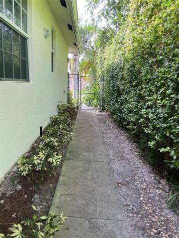 713 NE 4th Street Hallandale Beach FL 33009