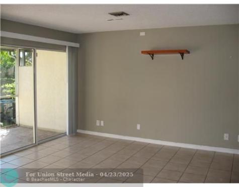 4826 S Hemingway Circle Margate FL 33063
