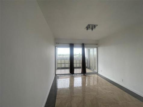 3301 Spanish Moss Te Lauderhill FL 33319